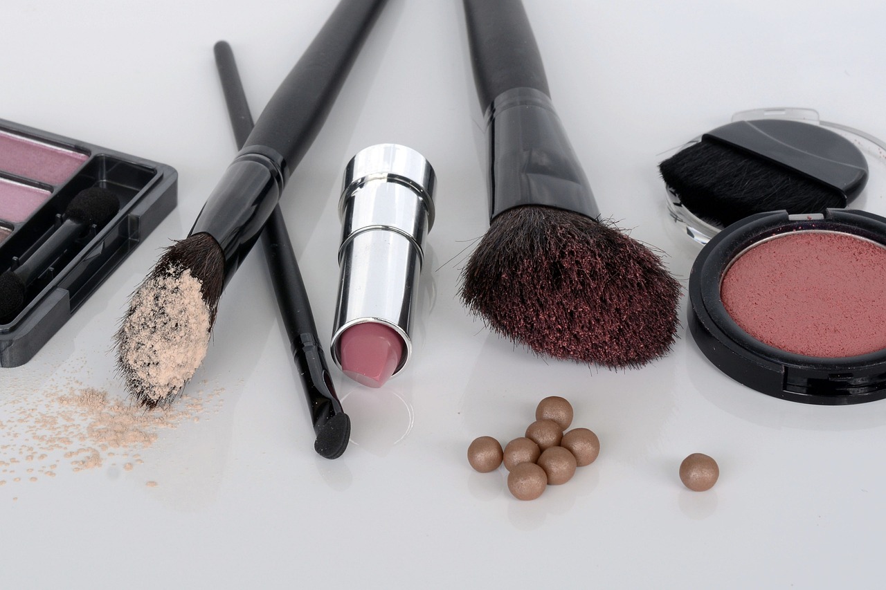 Total Export Value of French Cosmetics Increased by 18.8%, Reaching 19 Billion Euros and Ranked Third in Trade Surplus in 2022