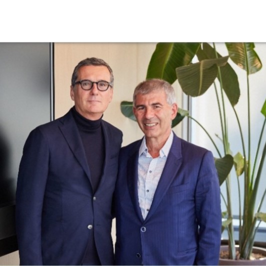 EssilorLuxottica and Chalhoub Sign Joint Venture Agreement