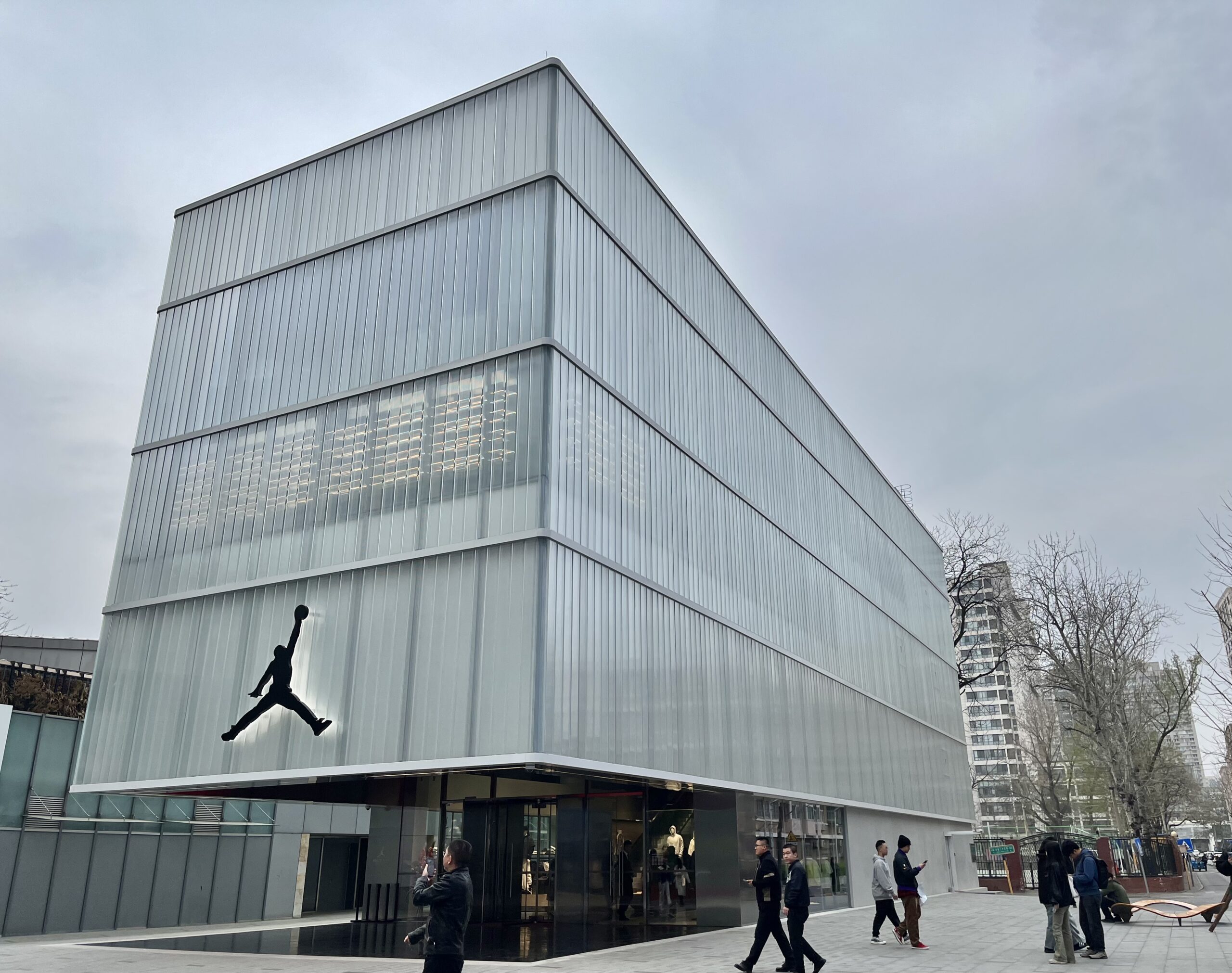 Items in Jordan Brand Sells for ¥10,000+, Will Chinese Consumers Pay for It?