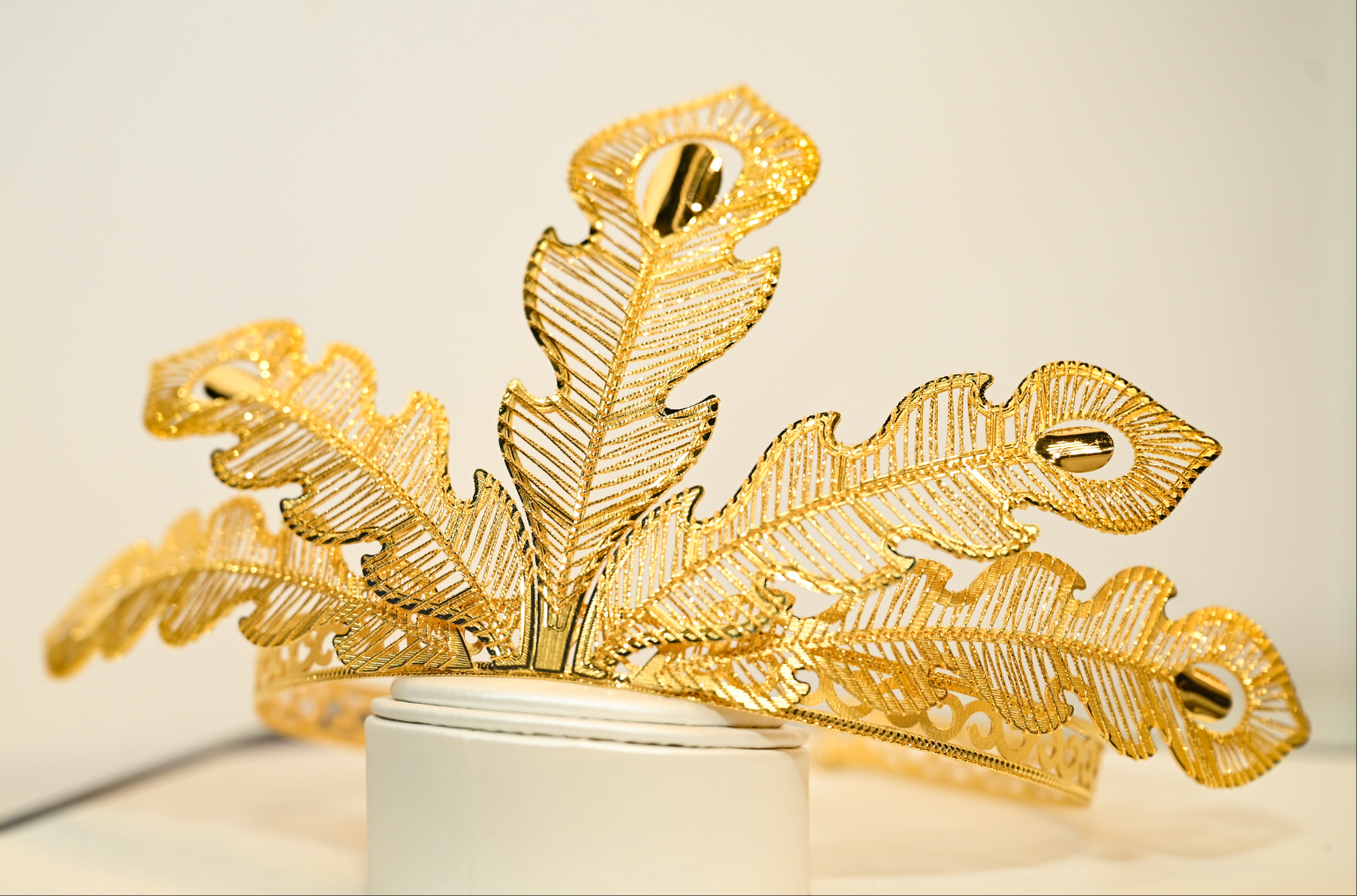 Hard Pure Gold from China Makes Global Debut at Hong Kong Jewellery Show