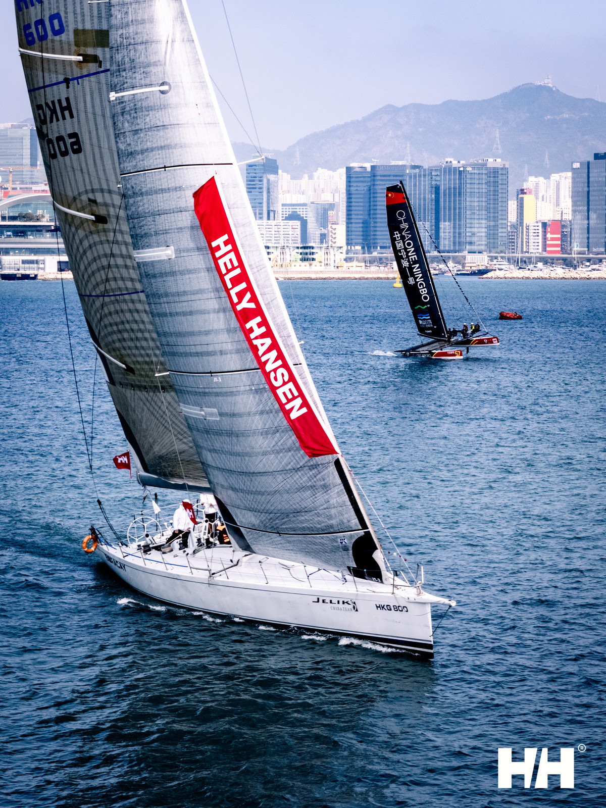 Luxe.CO On-Site | Joining hands with the Royal Hong Kong Yacht Club, Helly Hansen sets sail in Victoria Harbour