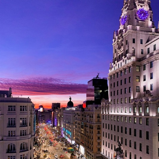 Chinese Tourists Account for 20% of Spending as Spain’s Premier Luxury Shopping District Thrives